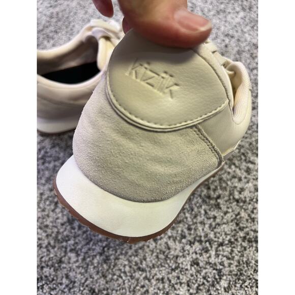 KIZIK Milan Step-In Shoes/Snakers, Men’s 9.5 W’s 11, EXCELLENT Bone/Cream - Picture 9 of 12